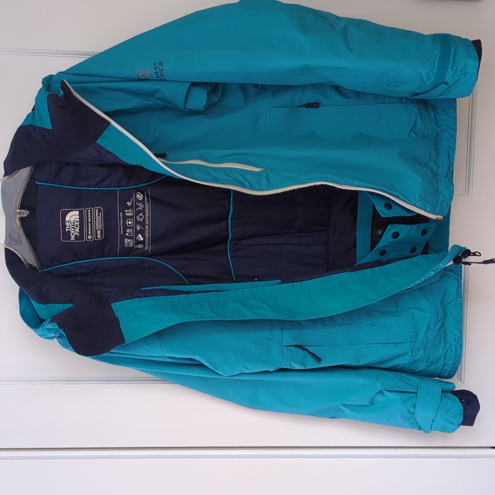 Women's Medium North Face GORE-TEX Summit Series Jacket with RECCO - Picture 3 of 12